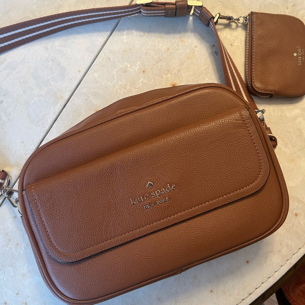 Kate Spade Crossbody in the color Gingerbread